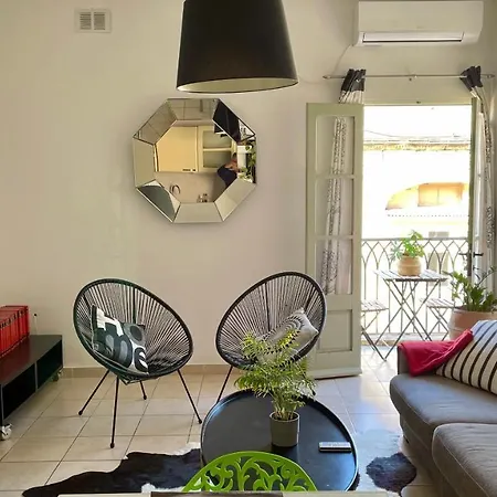 Simons Minutes Away From Balluta Bay And St Julians סליאמה