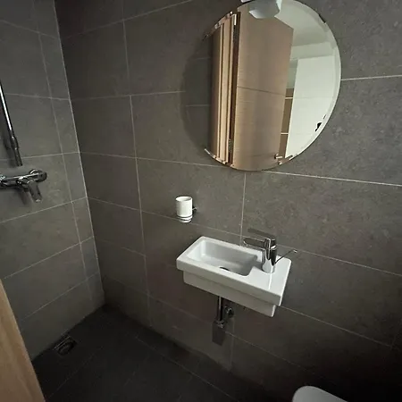 Apartment Simons Minutes Away From Balluta Bay And St Julians Sliema