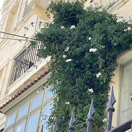 Apartman Simons Minutes Away From Balluta Bay And St Julians *