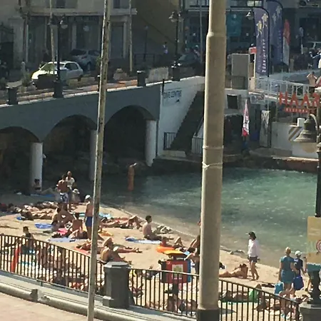 Simons Minutes Away From Balluta Bay And St Julians 斯利马