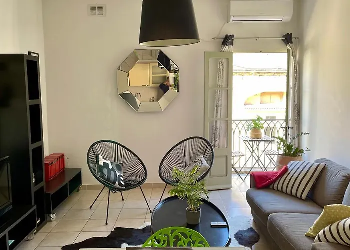 Simons Minutes Away From Balluta Bay And St Julians 斯利马