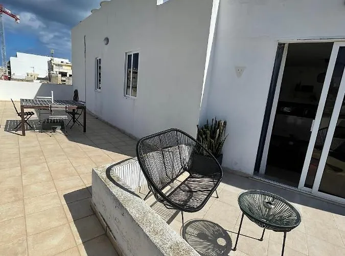 Simons Minutes Away From Balluta Bay And St Julians Apartament *