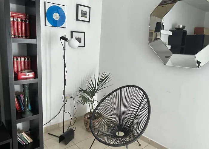 Simons Minutes Away From Balluta Bay And St Julians スリーマ