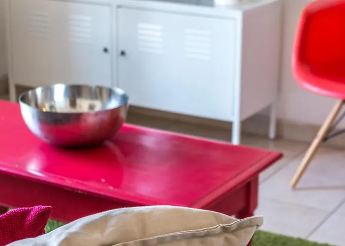 Simons Minutes Away From Balluta Bay And St Julians スリーマ