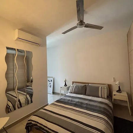 Simons Minutes Away From Balluta Bay And St Julians