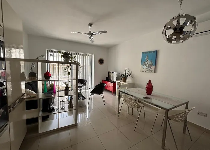 Appartement Simons Minutes Away From Balluta Bay And St Julians Sliema